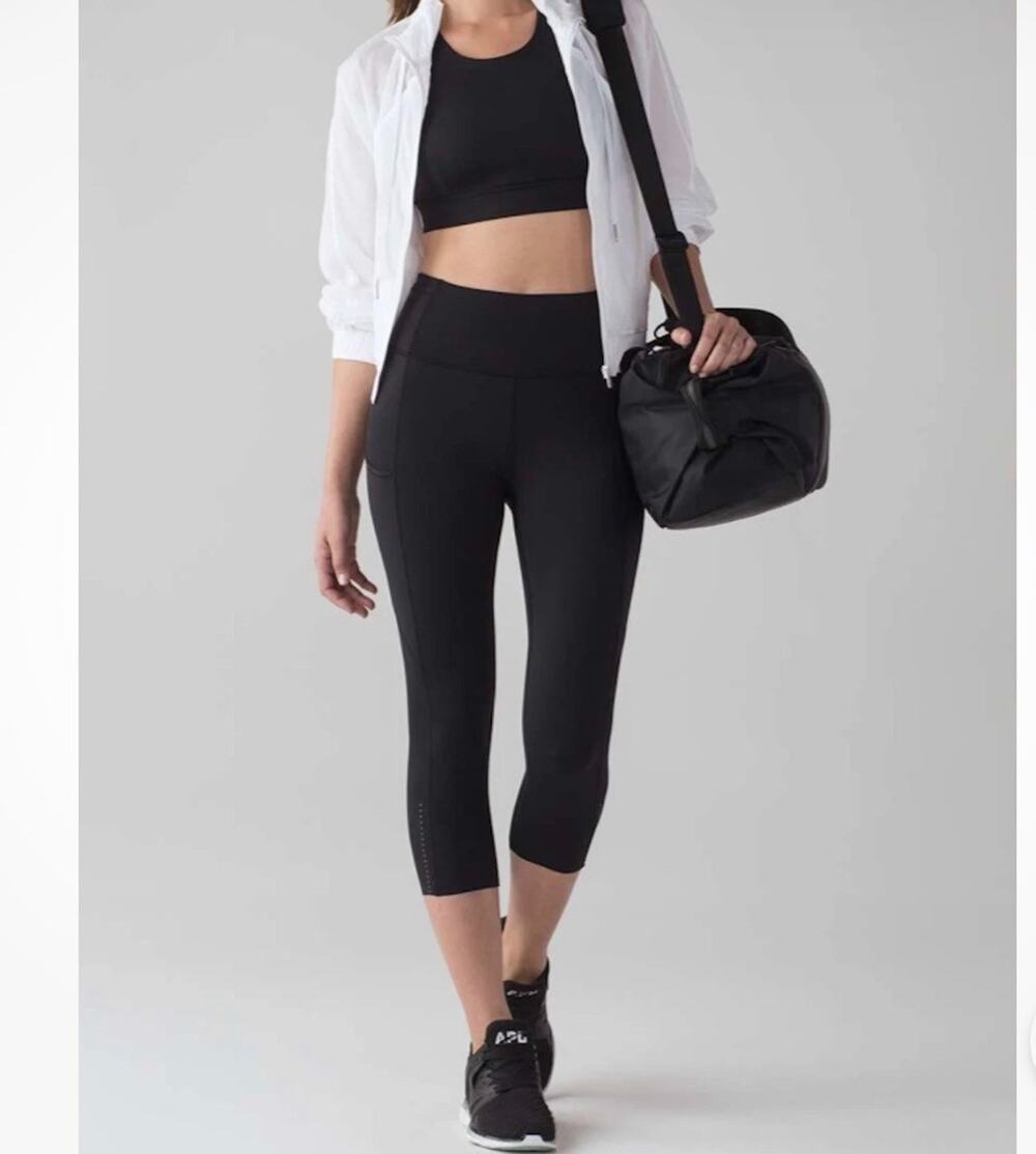 Lululemon Black Fast Free Crop II High-Rise *Nulux 19" Reflective Leggings Sz 2
